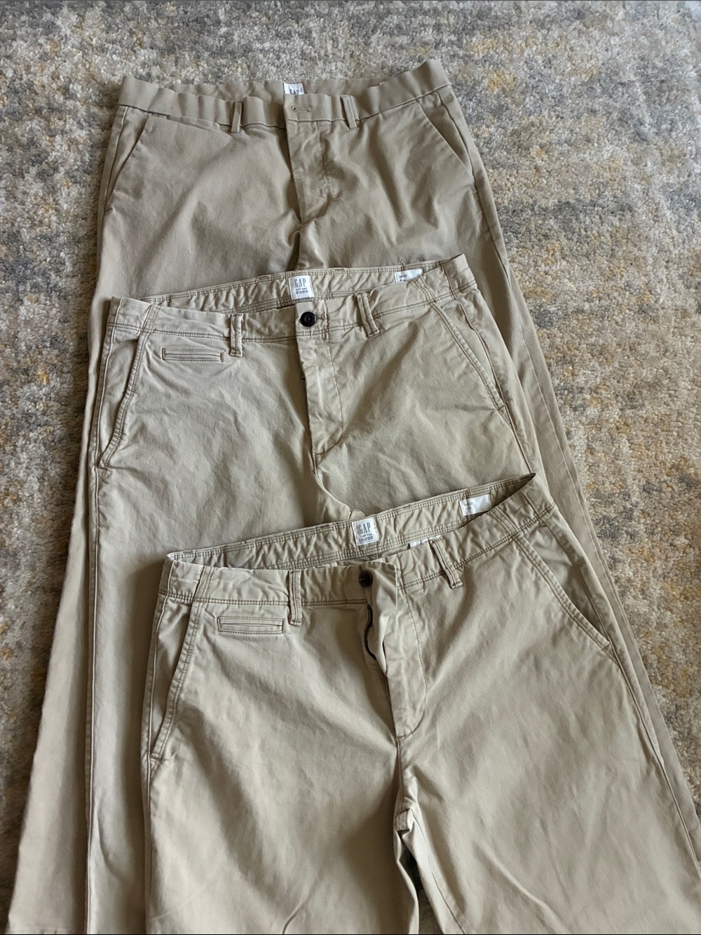 Gap Men's Khaki Chino Pants - Neutral Tan 34/32 3 pairs for $20
